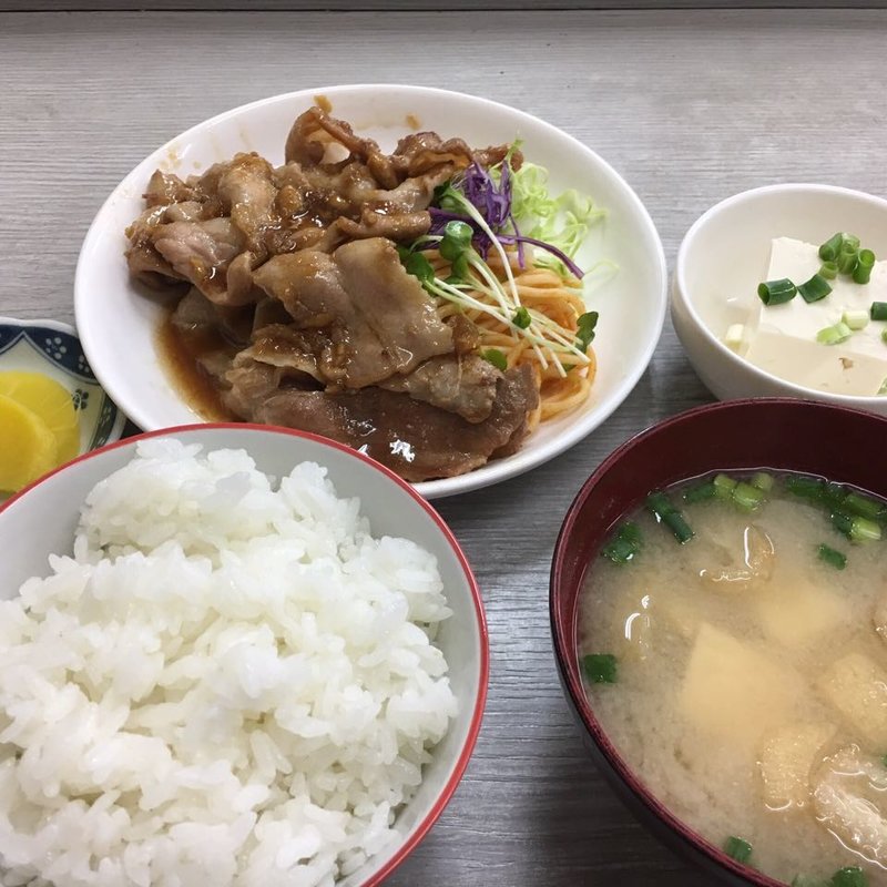 しょうが焼き定食(とみ兵)