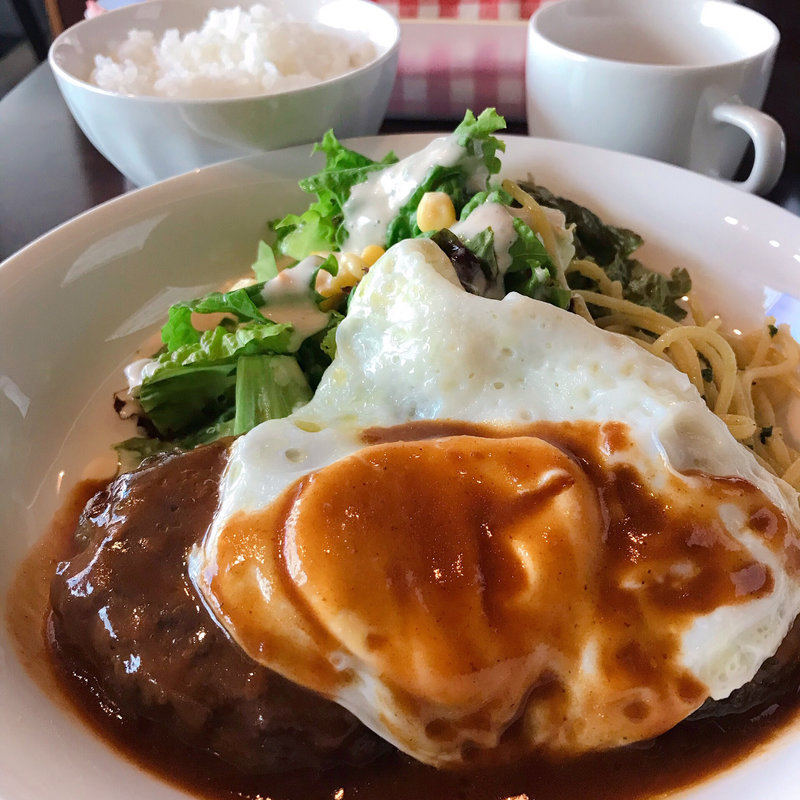 ハンバーグ定食(ダン)