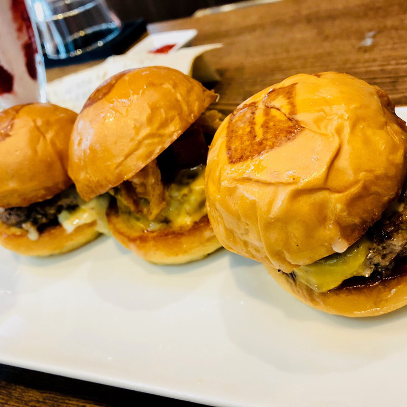 スライダートリオ(ウマミバーガーみなとみらい店)