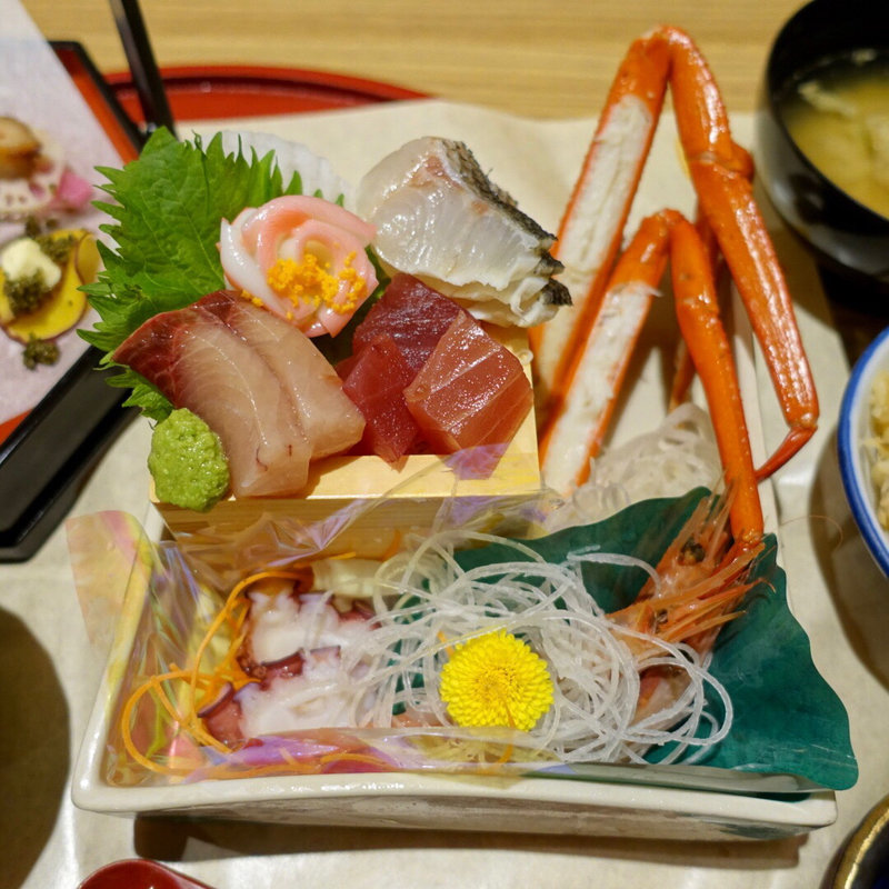 お造り(別邸 つばき （【旧店名】男鹿グランドホテル）)