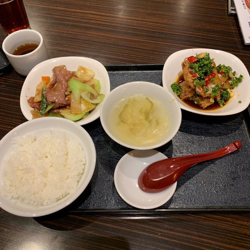 鳥唐揚げ油淋鶏ソース/牛肉と青梗菜の炒め(東明飯店 （トウメイハンテン【旧店名】東明大飯店）)