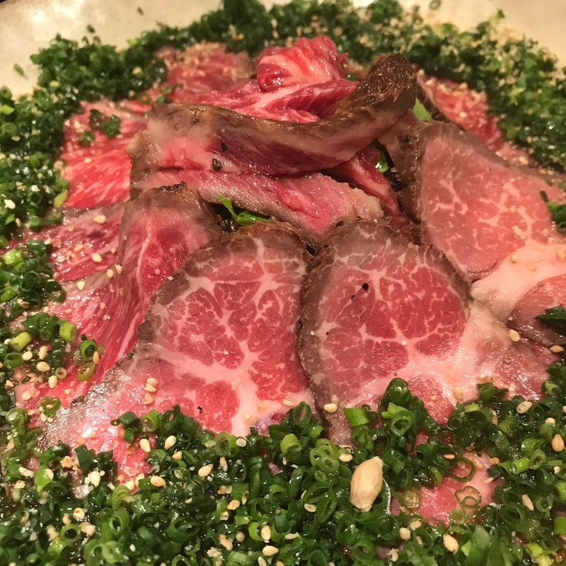 美しい牛たたき(菜遊豈)