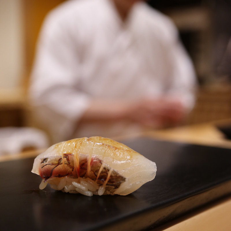 鯛(鮨はしもと)