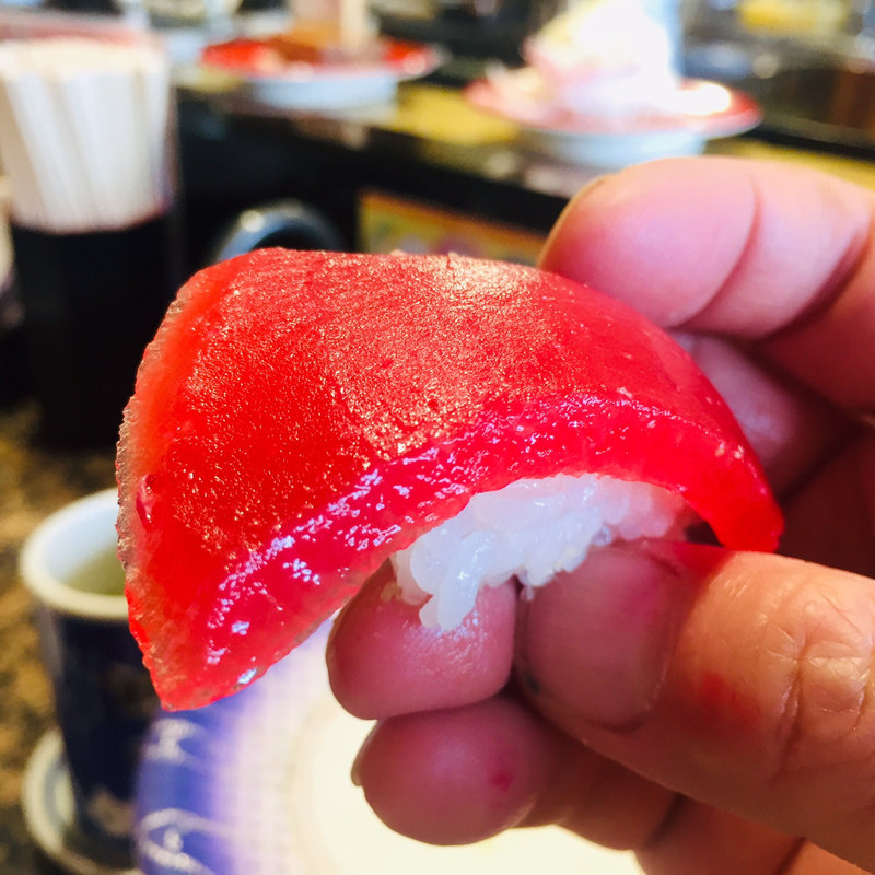 鮪赤身(廻る寿司 めっけもん 皇徳寺店 )