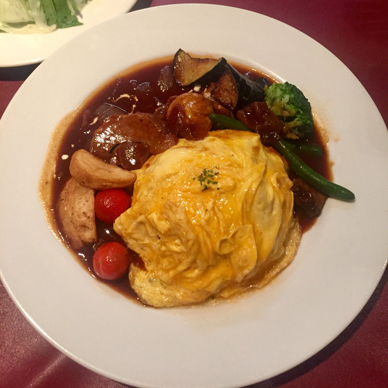 ビーフシチューオムライス(紅花 別館)