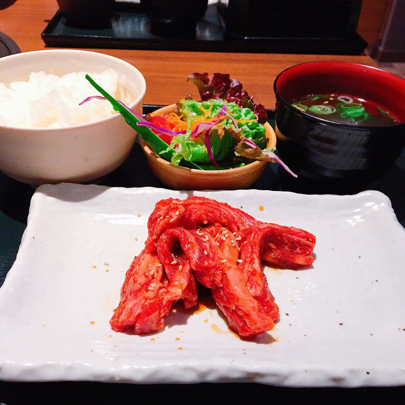 カルビランチ(焼肉 家蔵)