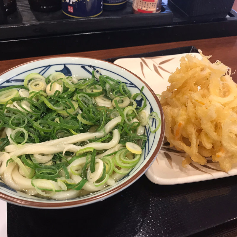 かけうどん&野菜天(丸亀製麺福岡賀茂)