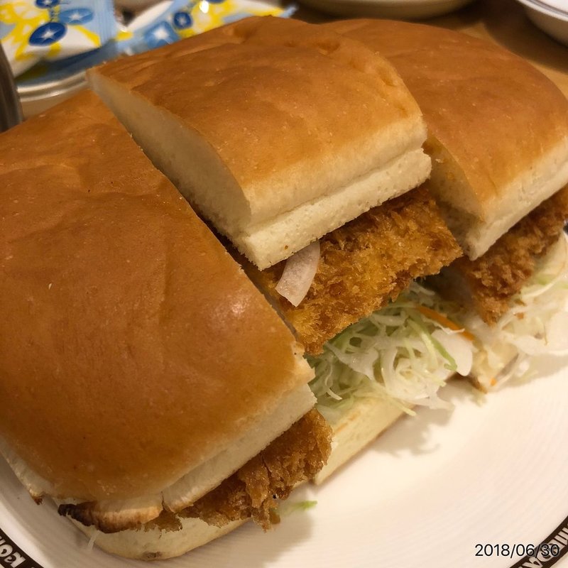 カツパン(コメダ珈琲)