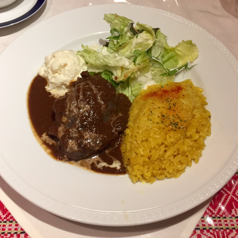 牛ホホ肉の赤ワイン煮込み(Dobro （ドブロ）)