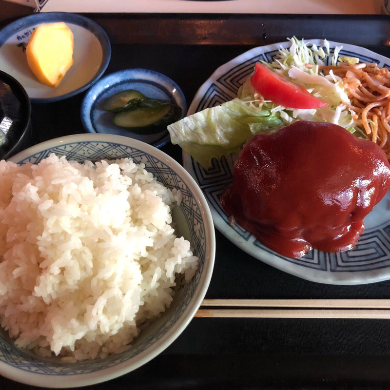 ハンバーグ定食(肉のやしろ 青木亭 （ニクノヤシロアオキテイ）)