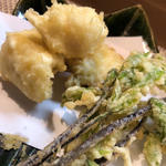 鱧と山菜の天ぷら