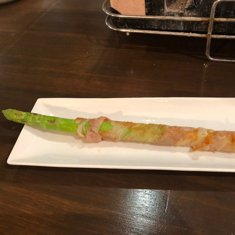 アスパラのバラ巻き(博多南ナチュラルビアガーデン)