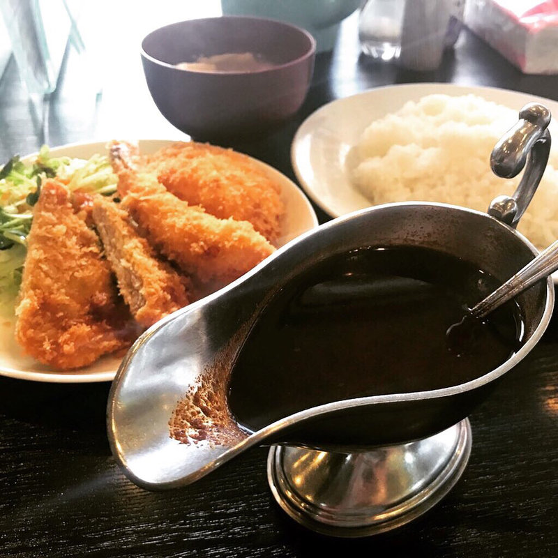 インド風カリー ヒレカツ・エビフライ&カニクリームコロッケ(華麗屋ラホール)