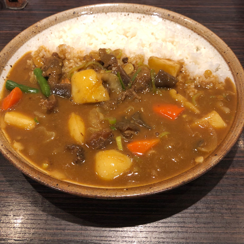 牛すじ煮込みカレー  プラスやさい  関西限定メニュー(COCO壱番屋  難波千日前店)
