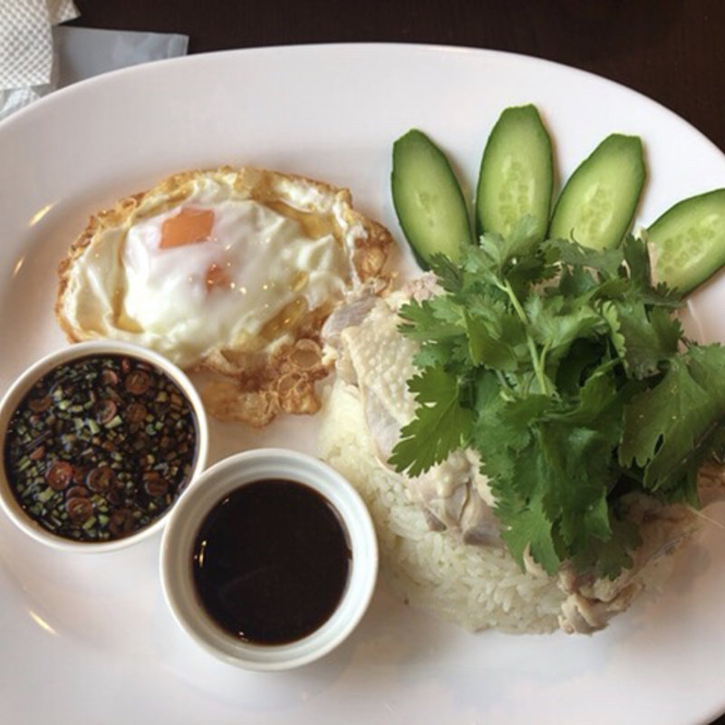 カオマンガイ(カオマンガイ専門店 Pui)