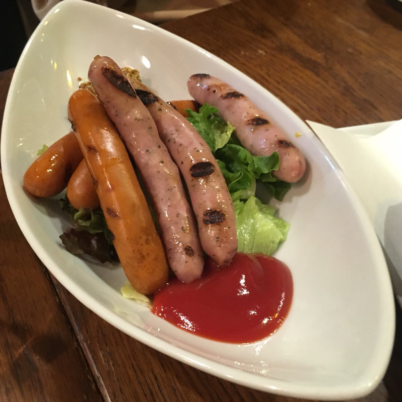 ソーセージの盛り合わせ(MEAT×WINE BISTRO DOMANNAKA)