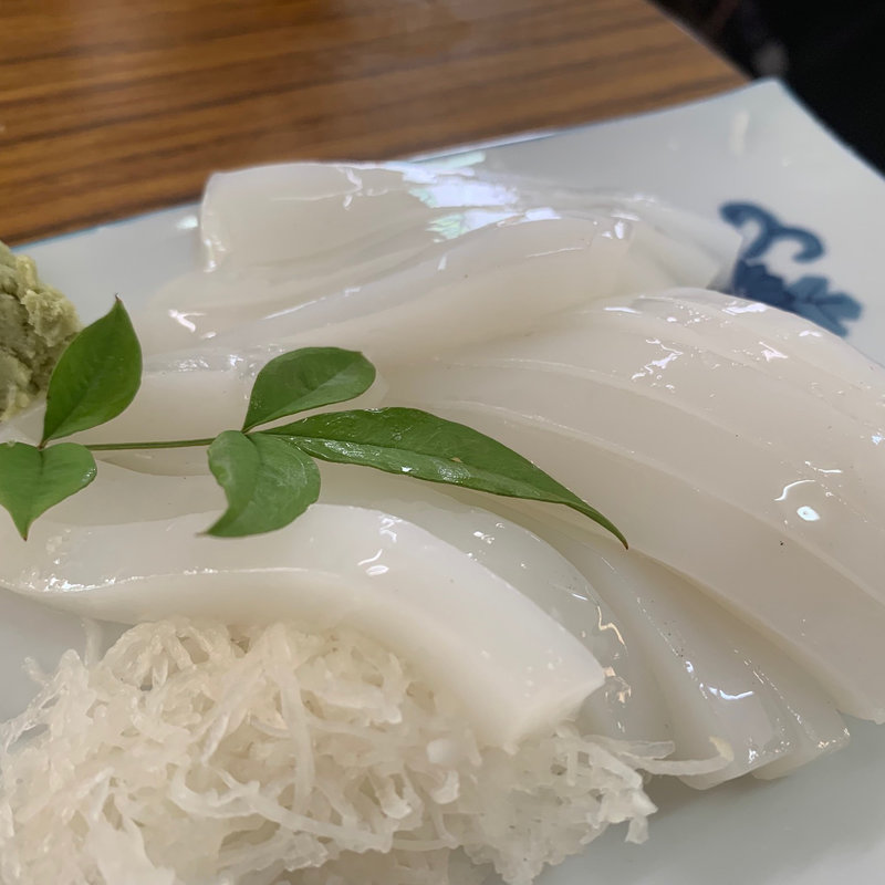 アオリイカ刺し(ニコニコドライブイン)