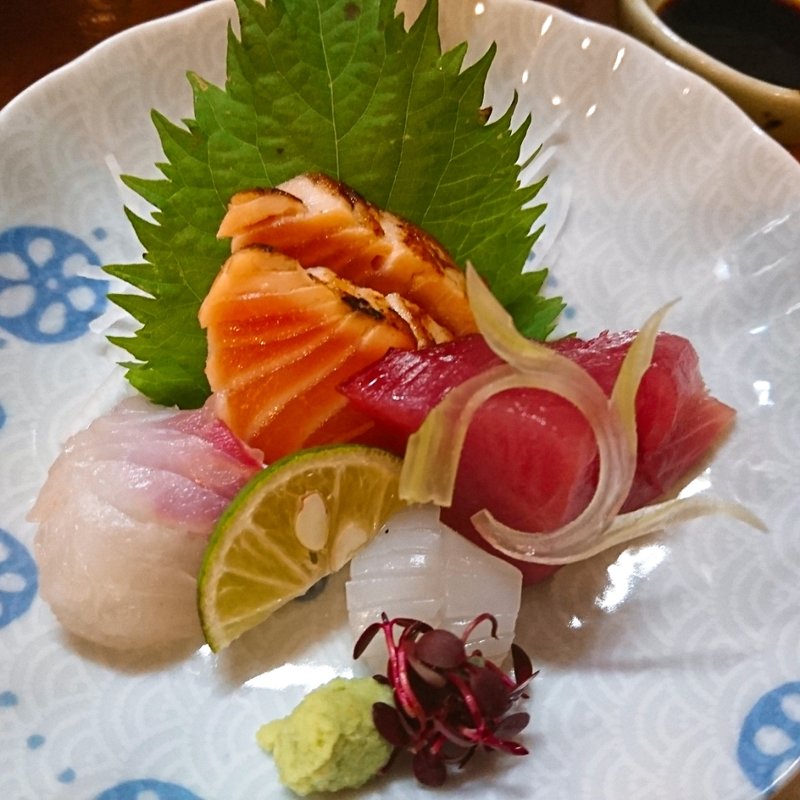 お造り盛合せ(ちょっと不思議な創作料理 おぼえてね)