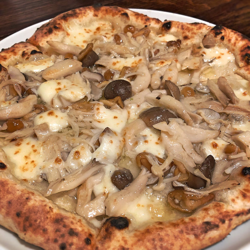 フンギ（5種類のきのこ）(ワイン処Oasi)