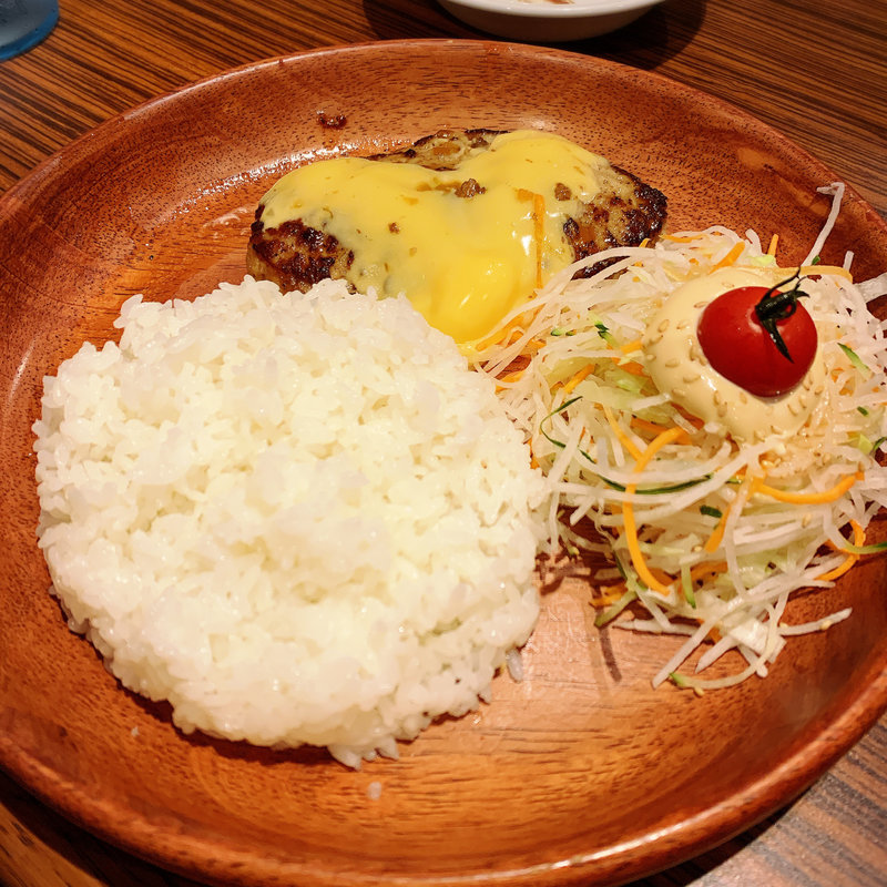 チーズバーグディッシュ（150g）(びっくりドンキー狛江店)