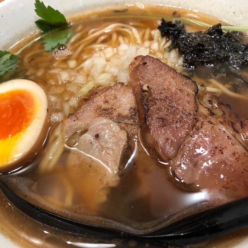 煮干しラーメン(麺処直久 新橋 （メンドコロナオキュウ）)