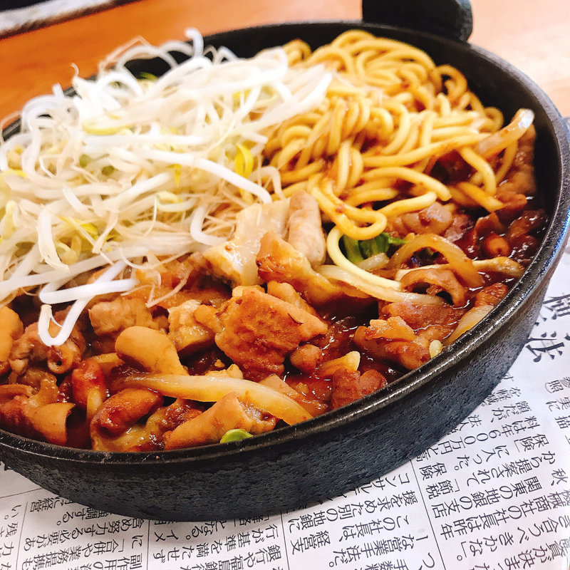 チャンポン入りホルモン鉄板(十本松ドライブイン )