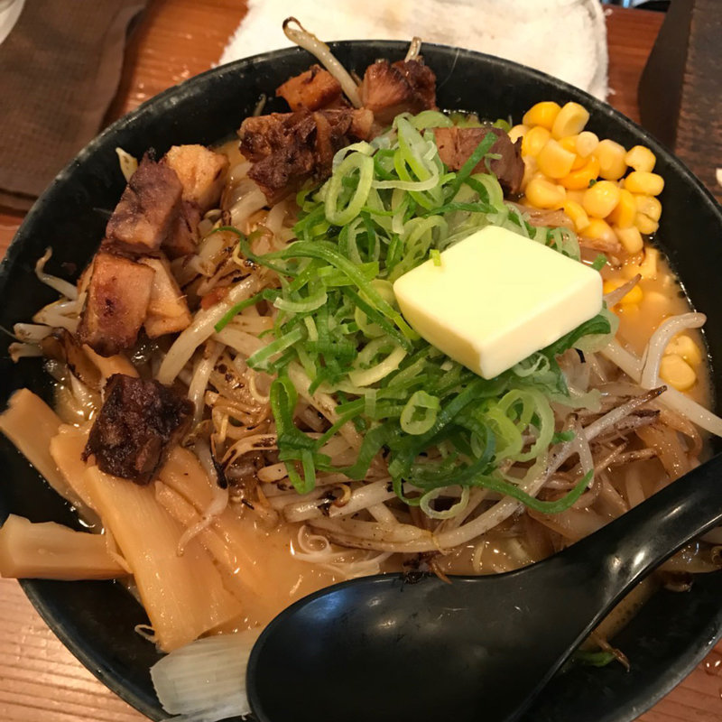 炒めもやし味噌ラーメン(麺家 じゃんぷ亭)