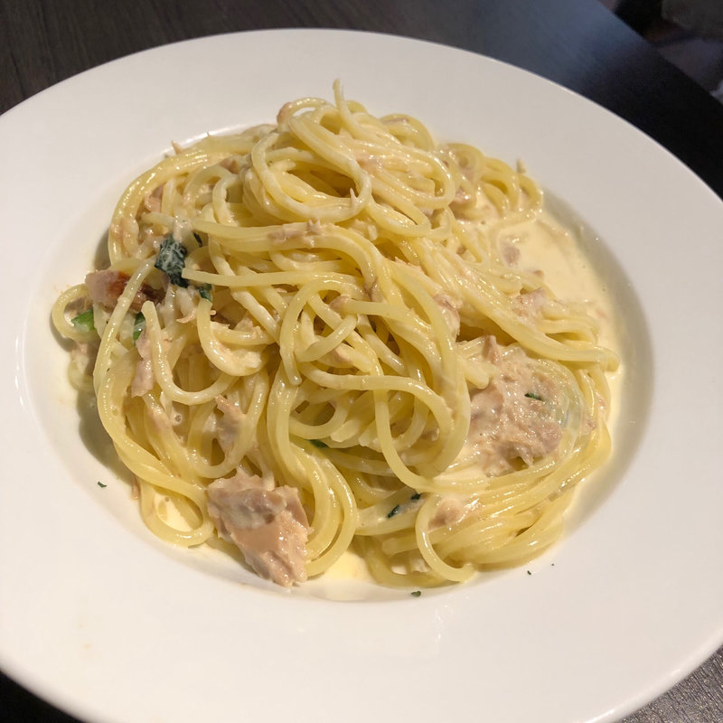 ツナとほうれん草のクリームパスタ(洋麺バルPastaBA )
