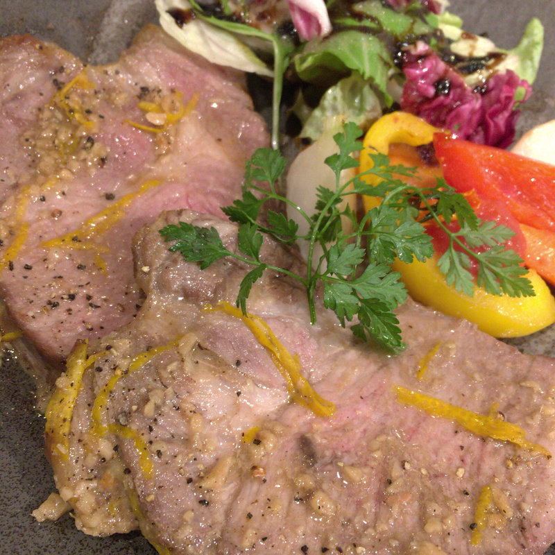 ポークソテー(ホルモン焼肉しまちゃん)