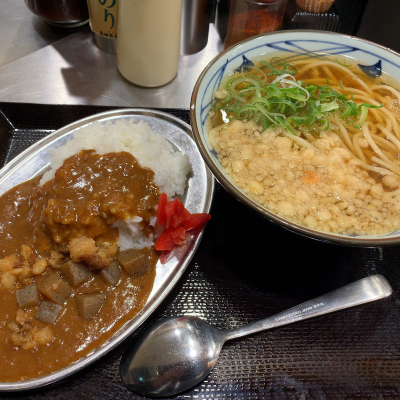 かけそば&すじコンカレー(長田本庄軒エキュート立川エキナカEAST - 閉店)