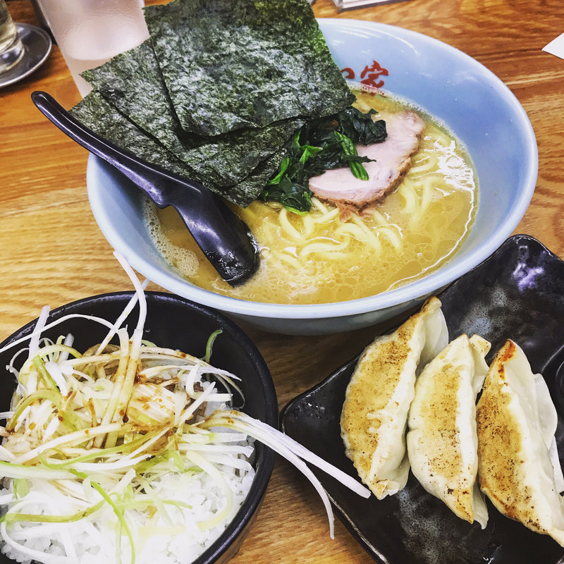 せい家セット(らーめん せい家 経堂本店)