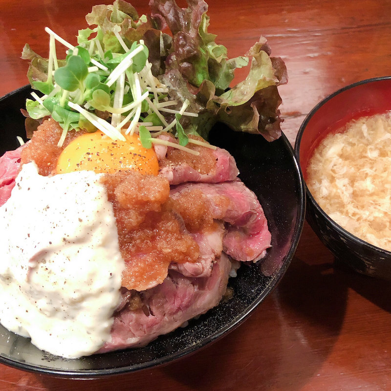 ローストビーフ丼 （並）(お肉と神戸野菜とワインとチーズ TOROROSSO （トロロッソ）)
