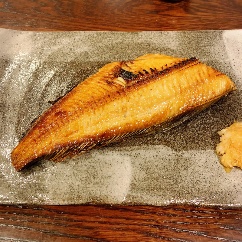 ホッケ焼き（半身）( 灼味噌らーめん 八堂八（やどや）)