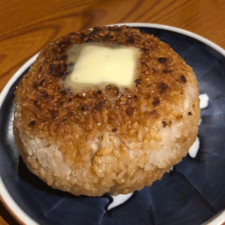 焼きおにぎり バター醤油(佐藤商店 )