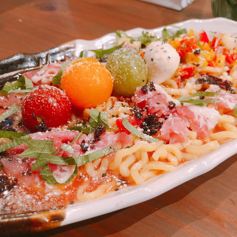 (餃子酒場 餃、)