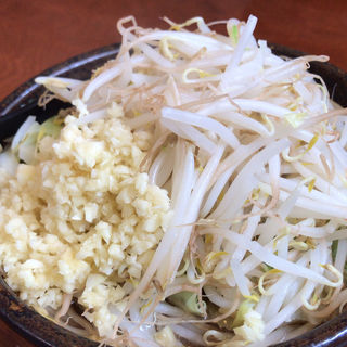 そー麺（中）野菜、ニンニク増し(沖縄そば 金太郎 )