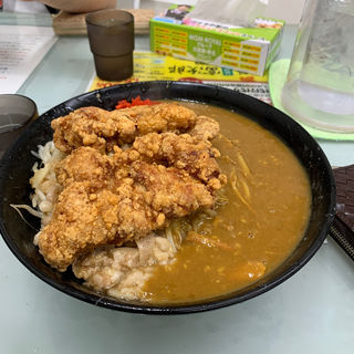とんこつ漢気唐揚げカレー麺(ラーメン 富次郎 堀町店 )