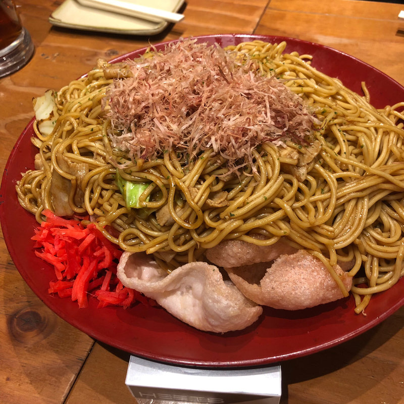 焼きそば(《24時間営業》 串カツ×メガ盛り 日本一の串かつ横綱 新世界通天閣店)