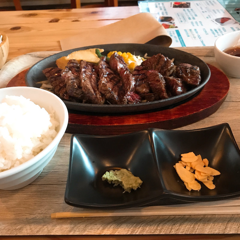 ハラミステーキ(Sakeと肉山)