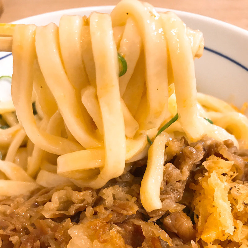 肉玉うどん(鶴丸饂飩本舗 北浜店)