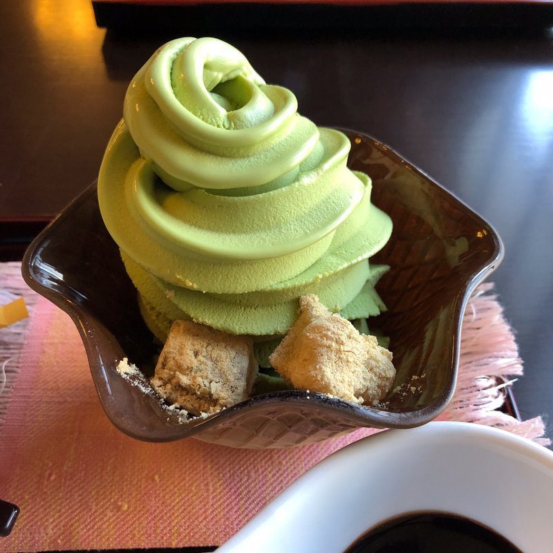 抹茶アイス(上杉城史苑 （うえすぎじょうしえん）)
