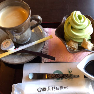 コーヒーと抹茶アイスのセット(上杉城史苑 （うえすぎじょうしえん）)