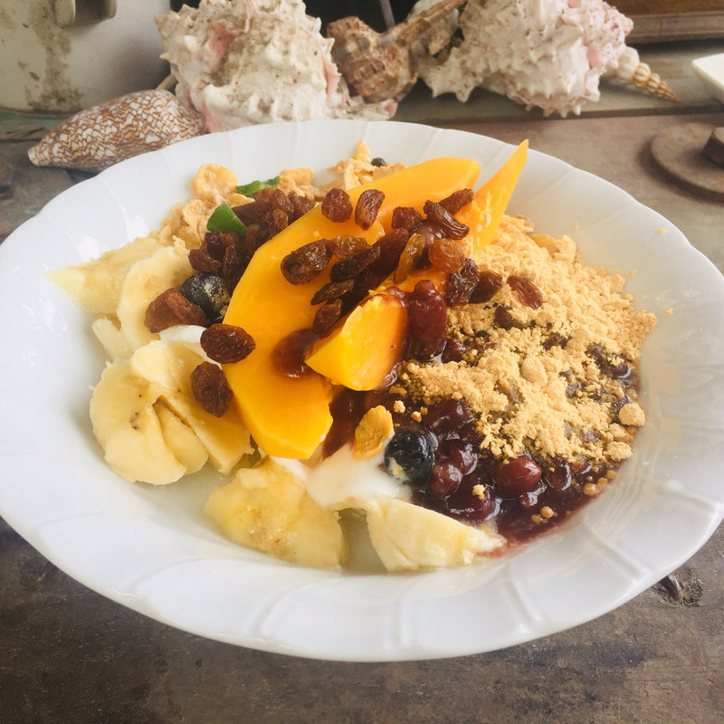 パパイヤとバナナのヨーグルトサラダ(BOXX Coffee & X-presso)