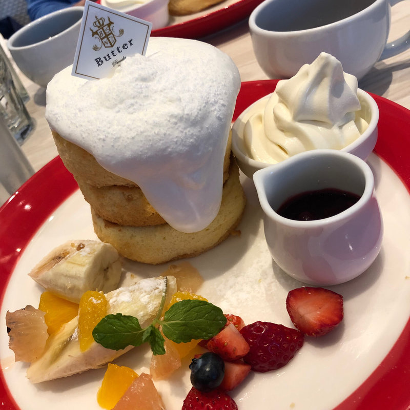 ミックスベリーのホワイトタワー(Butter ららぽーと豊洲店)