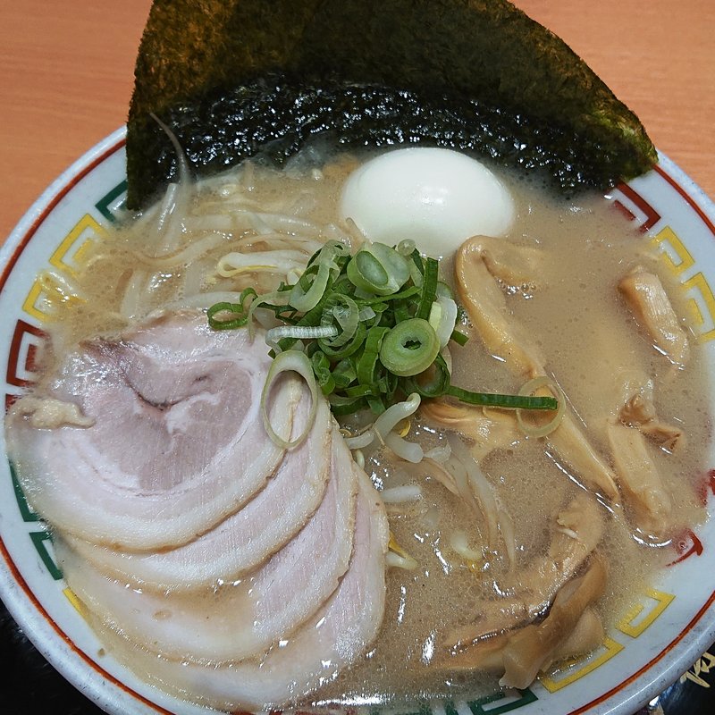 スペシャルラーメン(博多一幸舎 福岡空港国内ターミナル店)