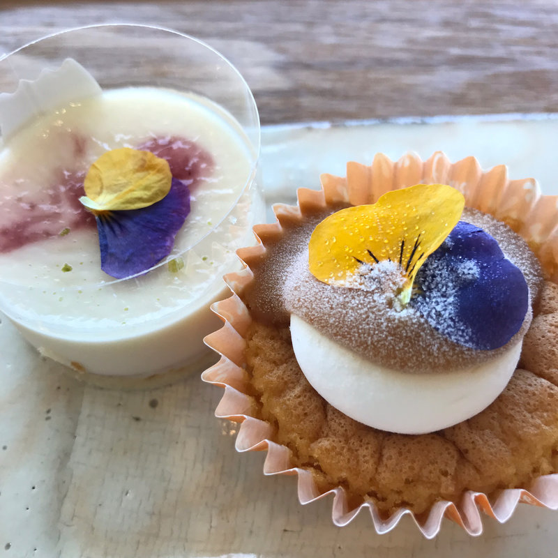 花のプティフール(よかもんカフェ)