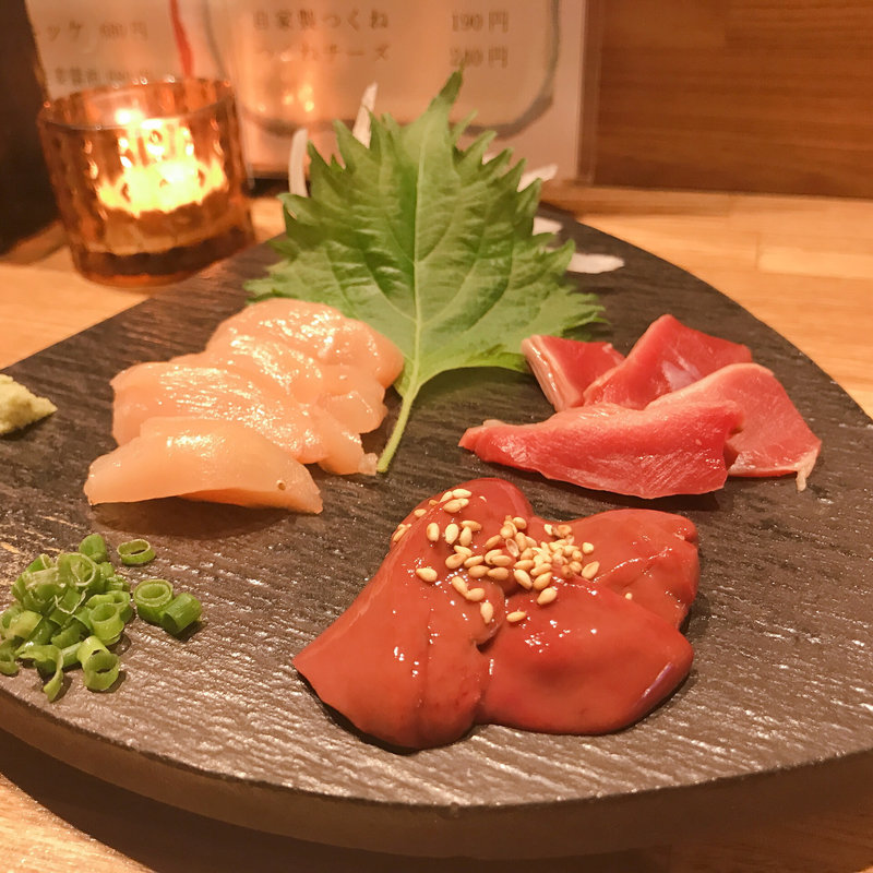 鶏お造り(炭焼工房 まほろば )