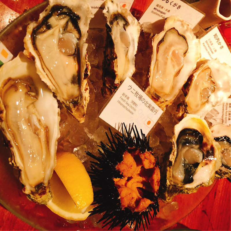 生牡蠣6ピースと生雲丹(オイスターバー＆レストラン オストレア六本木店 Ostrea oysterbar&restaurant)