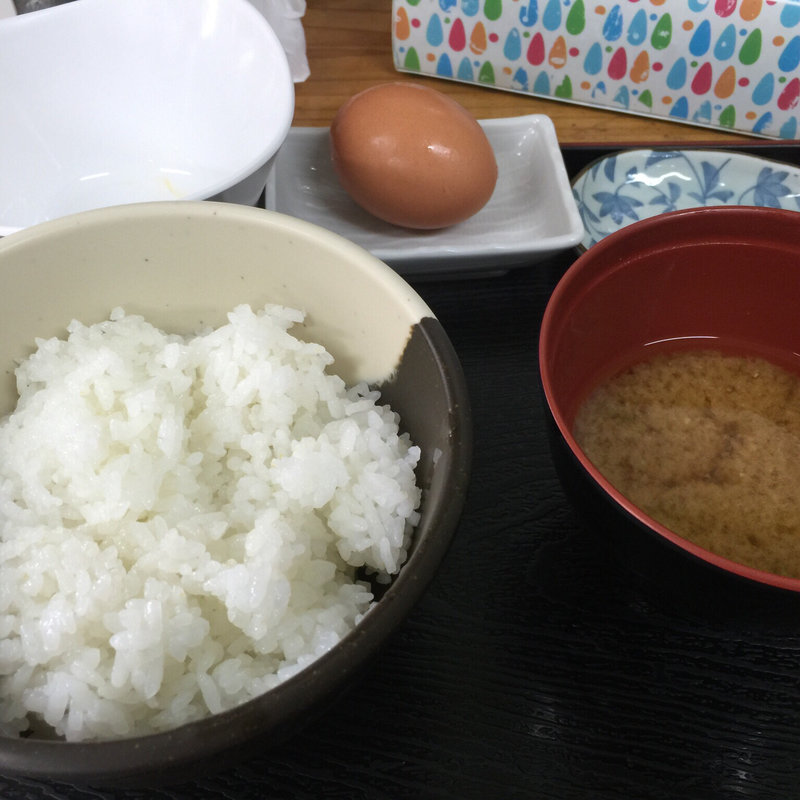 たまごかけごはん(食堂かめっち)
