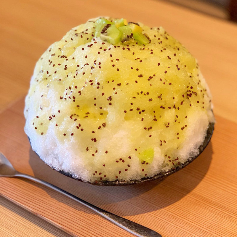 キウイ氷(柿の葉ずし 平宗 法隆寺店 （ひらそう）)